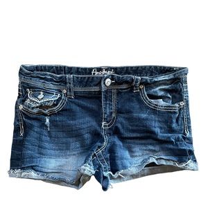 Amethyst Jean Shorts Size 13